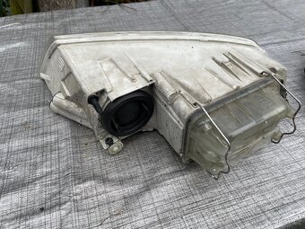 Octavia 2 RS Xenony - 6