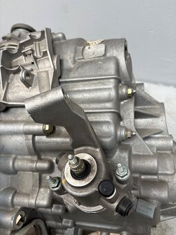 Převodovka Vw T5 4x4 kod HND Nová 2,5TDI - 6