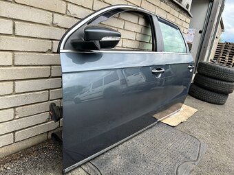Dveře Passat B7 LK7X komplet - 6