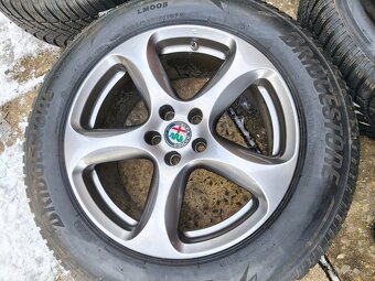 Zimní sada Alfa Stelvio r18 5x110 Bridgestone 235/60/18 - 6