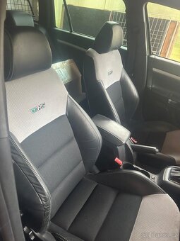 ŠKODA OCTAVIA RS 2.0 TDI 125kw 2010 KOMBI SERVISKA 8xkola - 6