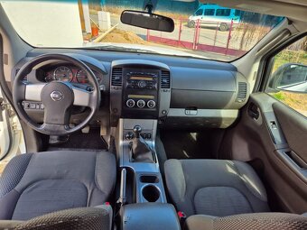 Prodám nissan pathfinder 2.5d 140kw r. v. 2010 - 6