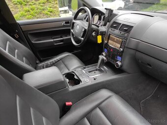 VW Touareg  3.0 TDI 4x4 automat - 6