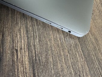 Macbook Pro 13” 2020 I5 512GB CZ Space Gray - 6