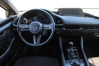 Mazda 3 2.0i 90Kw 1.majitel 59000km servis Mazda 360°kamera - 6