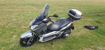 Yamaha 250 X-MAX - 6