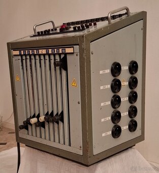 Retro divadelná technika z roku 1976, výrobné č. 6 - 6