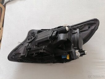 Pravé přední světlo MERCEDES TŘÍDA V W447 - 6