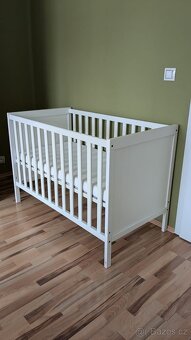 Dětská postýlka IKEA s matrací - 6