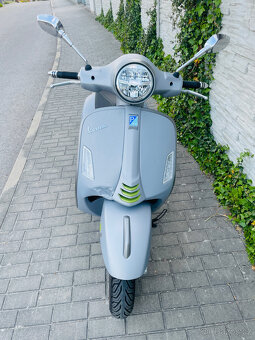 Vespa GTS 300 HPE r.v.2023 - 6