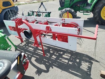 Pásový obraceč a shrnovač "TON" 170 a 210 280 - 6