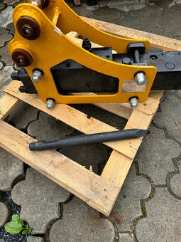 Hydraulické kladivo pro minibagry - 6