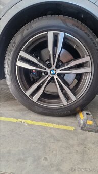 PRODÁM ORIGINÁLNÍ KOLA R21 BMW X7 G07 - Styling 754M - 6