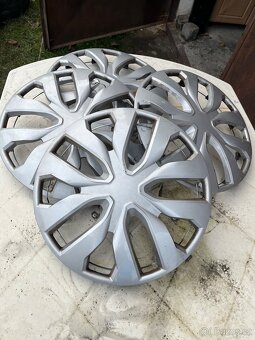 Zimní pneu na plechových discích - 6