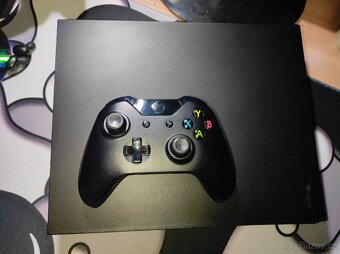 Xbox one x - 6