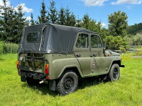 UAZ 469, vojenská uloženka, top stav. Praha 6 - 6