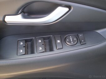Hyundai i30 1,0 T-GDI 120 Club Fastback - 6