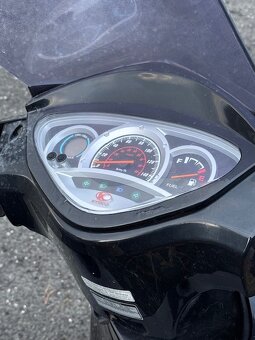 Kymco People 125S - 6