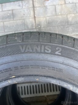 Prodám 3x zátěžové pneu Barum - 6