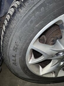 Kia sorento 18" M+S s alu disky 5x139,7 - 6