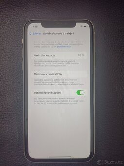 Mobil iPhone 11, 128 GB, krásný stav - 6