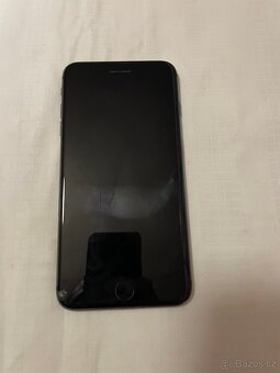 iPhone 8 Plus – 128 GB, prasklý displej, nefunkční Home Butt - 6