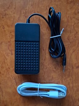 Prodám digitální piano - složitelné, 49 standardních kláves - 6