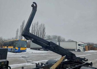 Prodám Nosič kontejnerů Avia D100 - 6