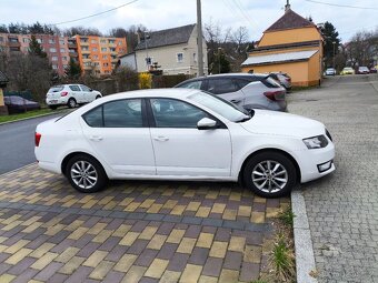 Škoda Oktavia 3 - 6