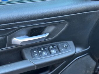 Dodge RAM 1500 - 6
