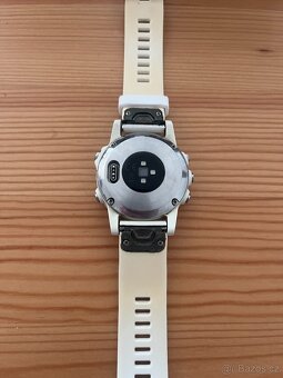 Garmin Fenix 5S - 6