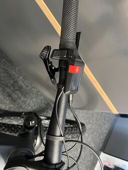 Cube Reaction Hybrid PRO 600 2025 vel.L NOVÉ - 6