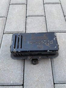 Relé Moskvič 412 - 6