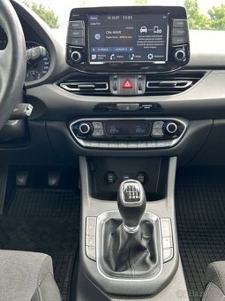 Hyundai i30 kombi 1.5 T-GDI MHEV 117 kW, Smart, 2021, ČR - 6