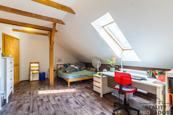 Prodej zemědělské usedlosti 819 m², pozemek 9510 m² - 6