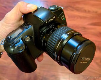 Canon EOS 500N + EF 35-80 USM - 6