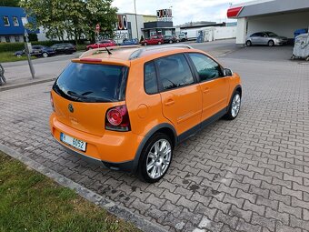 VOLKSWAGEN POLO CROSS 1.4 I - 55 kW - AUTOMATICKÁ PŘEVODOVKA - 6