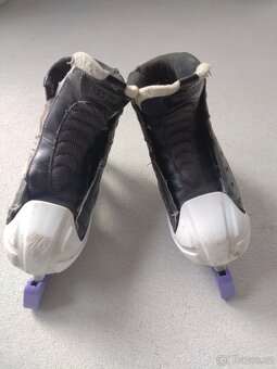 Brankářské brusle Reebok vel. 9 - 6