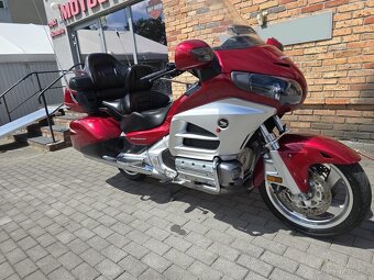 Honda GL1800 - 6