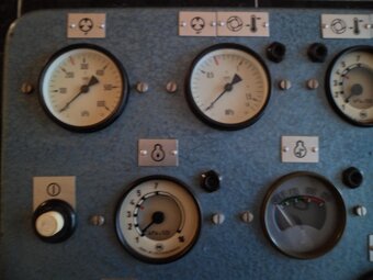 Přístrojová deska - kompresor ČKD - 6