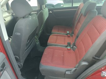 Volkswagen Touran 2.0tdi - 6