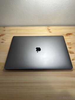 Apple MacBook Pro 2016 15” 256GB i7 16GB RAM - 6