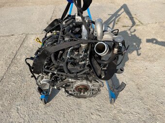 KIA HYUNDAI 1.6 T-GDi - 6