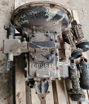 Motory a převodovka Avia - 6