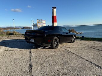 Dodge Challenger sxt plus 2018 3.6l v6 - 6