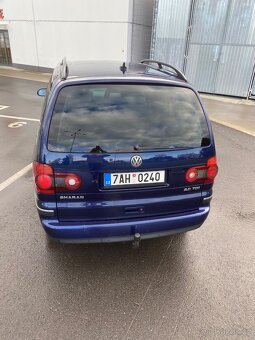 Volkswagen Sharan 2.0 tdi, 2009 r. - 6