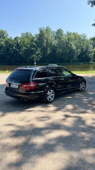 Mercedes-Benz E220 - 6