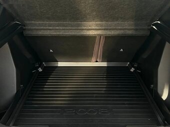 Peugeot 2008, ALLURE 1.2PT 100"MAN6"Zimáky - 6