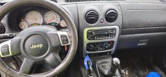 Jeep Cherokee KJ 2.5 CRD - 6