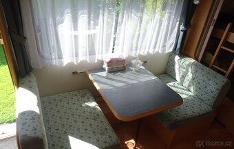 Karavan ADRIA Unica 502 DK, palandy - 6
